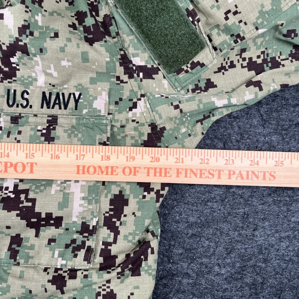 US Navy NWU Type III Jacket Mens 32 Short Green Camouflage Flap Pockets Gorpcore